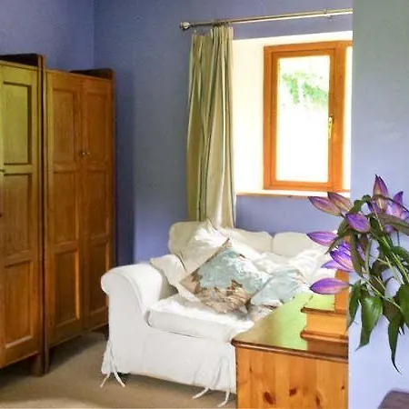 Feriehus Larkside Cottage, *